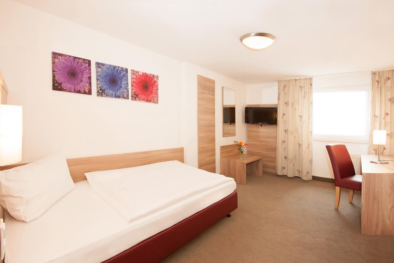 Hotel Schuetzenburg Burscheid Dış mekan fotoğraf